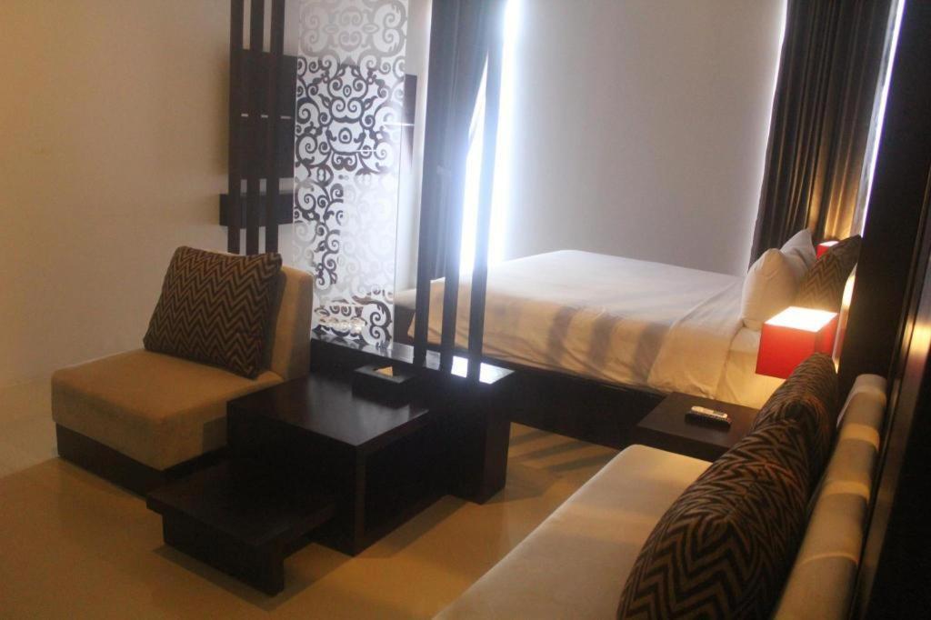Prima Sr Hotel & Convention Yogyakarta Sleman  Eksteriør bilde
