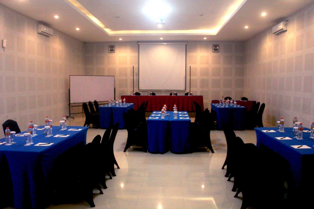 Prima Sr Hotel & Convention Yogyakarta Sleman  Eksteriør bilde