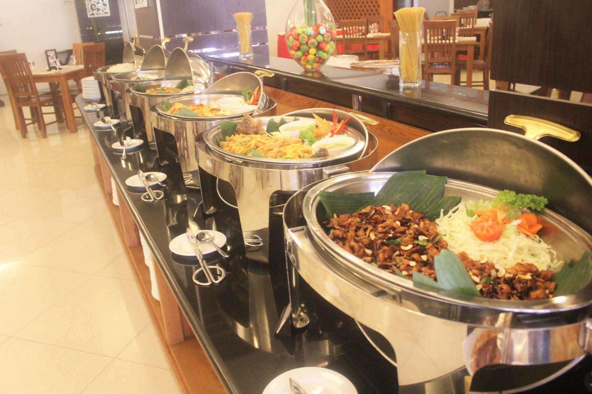 Prima Sr Hotel & Convention Yogyakarta Sleman  Eksteriør bilde