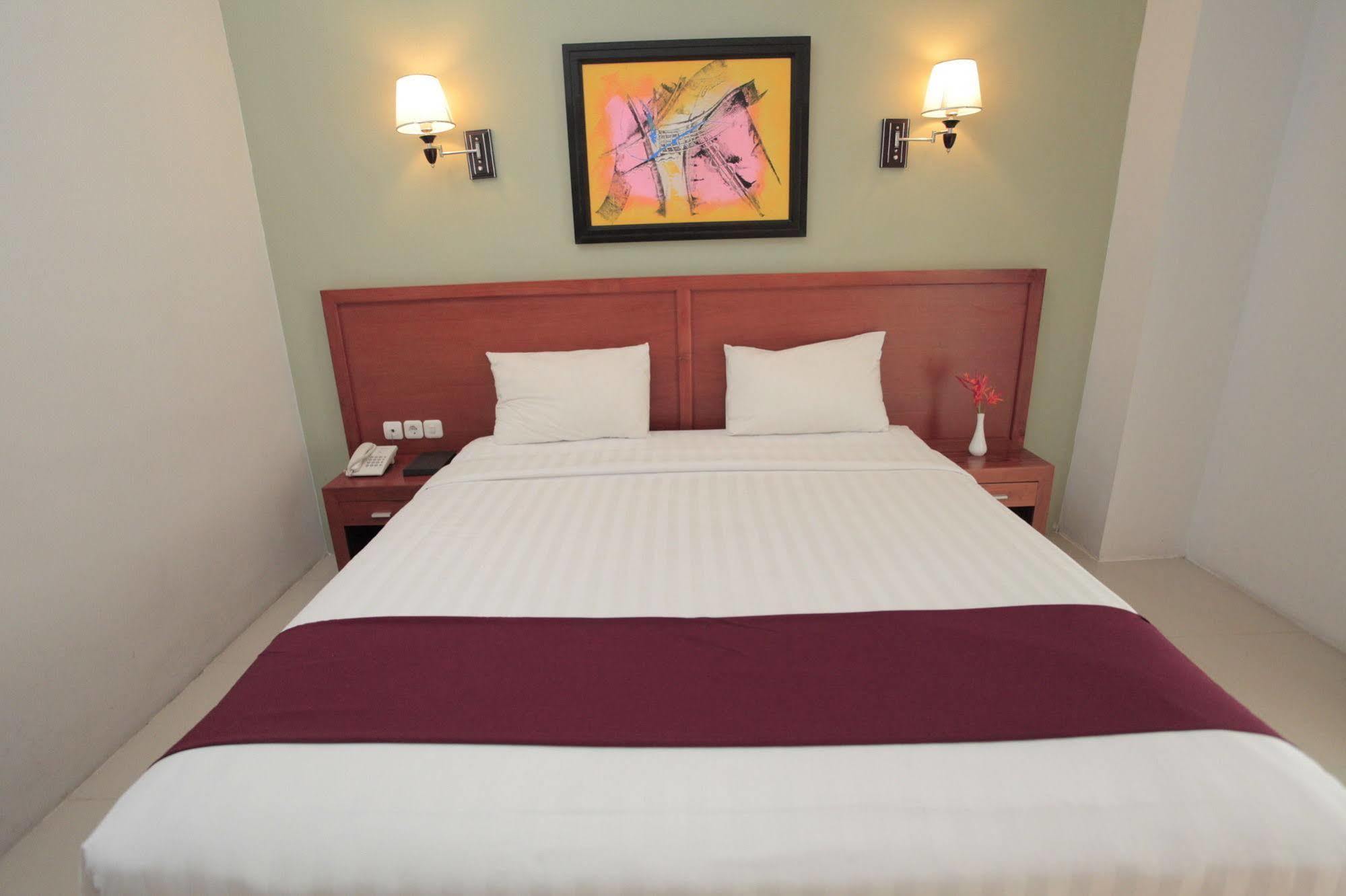Prima Sr Hotel & Convention Yogyakarta Sleman  Eksteriør bilde